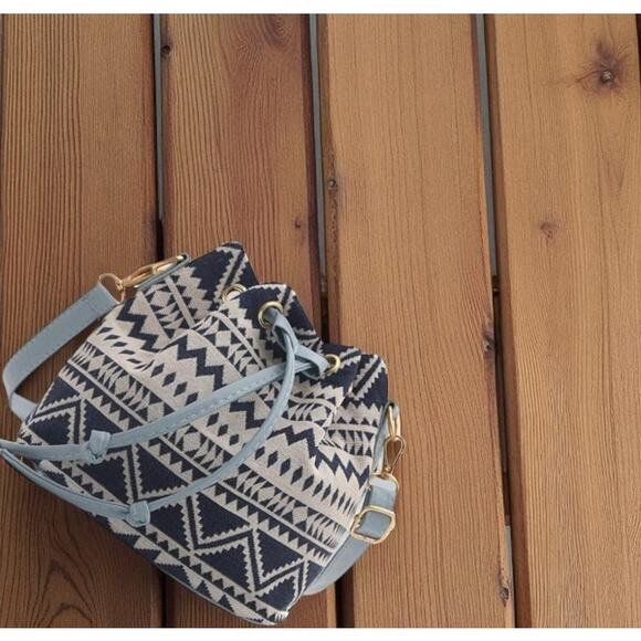 Aztec Boho Canvas Bucket Bag Drawstring Crossbody - Picture 6 of 6